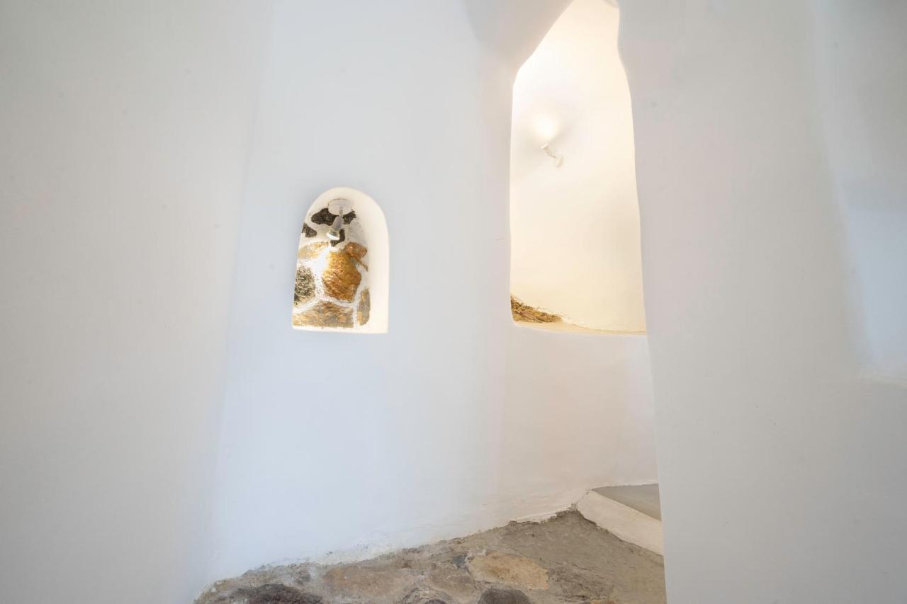 Deltami Santorini Apartment Pyrgos Kallistis Luaran gambar